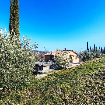 Feriehus Charming House With Shared Pool In Caprese Michelangelo *